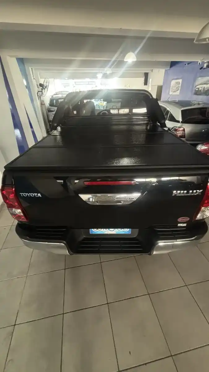 Toyota Hilux 2.4  Sr At 2023 - foto 5