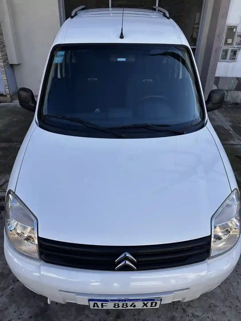 Citroën Berlingo Multispace 1.6 Xtr Hdi 92Cv 2023 - foto 2
