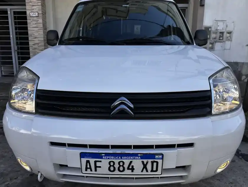 Citroën Berlingo Multispace 1.6 Xtr Hdi 92Cv 2023 - foto 3