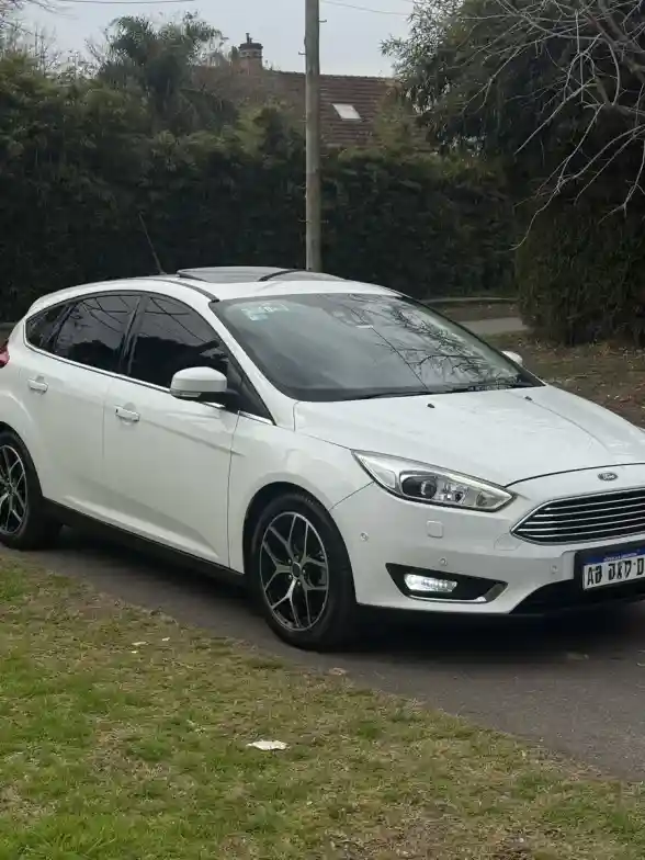 Ford Focus Iii 2.0 Titanium At6 2017 - foto 2