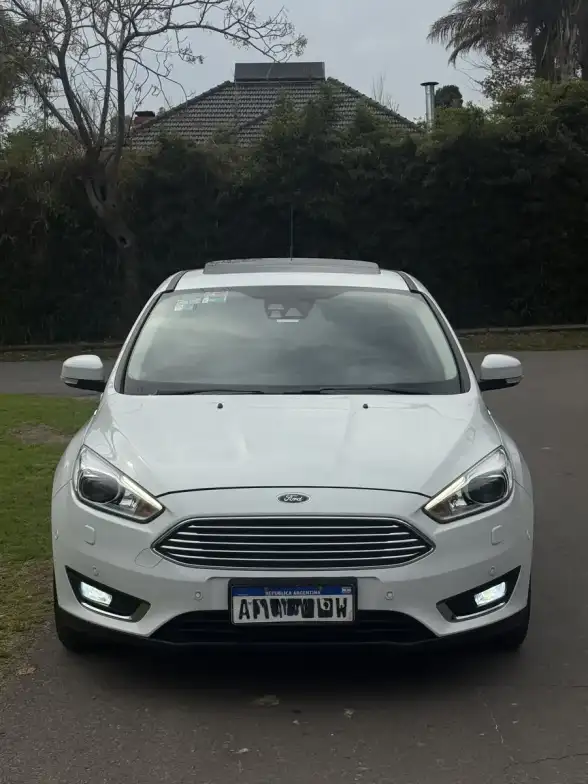 Ford Focus Iii 2.0 Titanium At6 2017 - foto 3