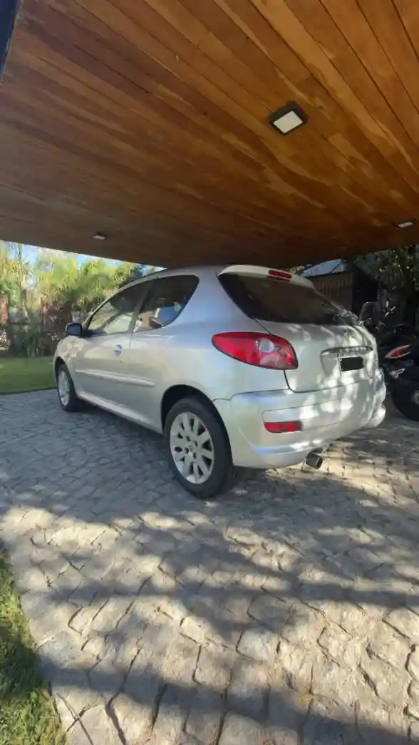 Peugeot 207 1.6 Xt 2010 - foto 5