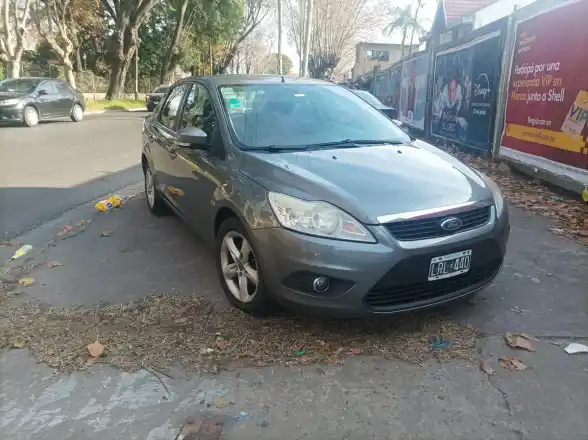 Ford Focus 2 1.8 Exe Sedan Tdci Trend Plus 2012 - foto 2