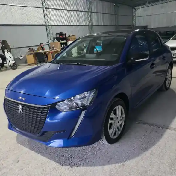 Peugeot 208 1.6 Active Pack Tiptronic 2023 - foto 1