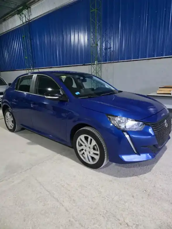 Peugeot 208 1.6 Active Pack Tiptronic 2023 - foto 3