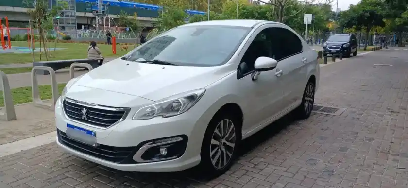 Peugeot 408 2018 - foto 1