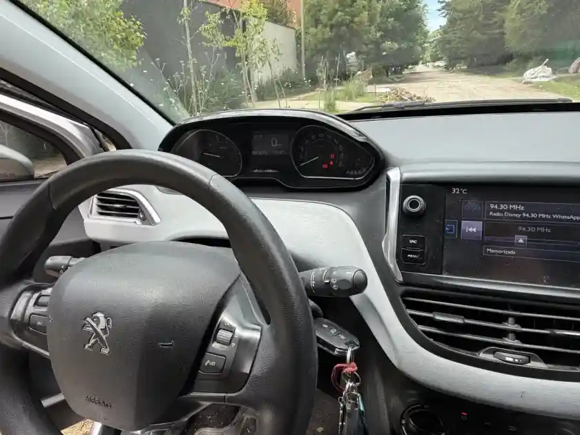 Peugeot 208 1.5 Allure Touchscreen 2016 - foto 4