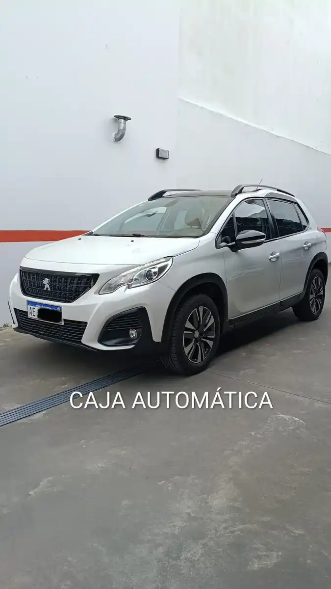 Peugeot 2008 2021 - foto 1