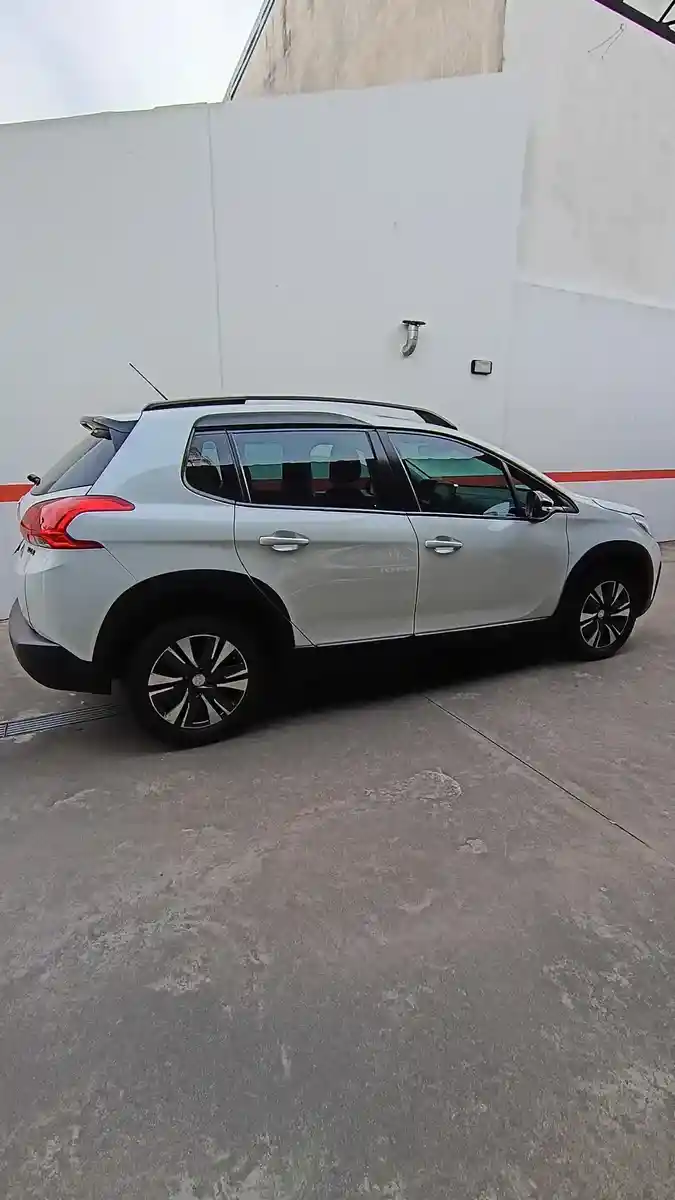 Peugeot 2008 1.6 Feline Am20 2021 - foto 5