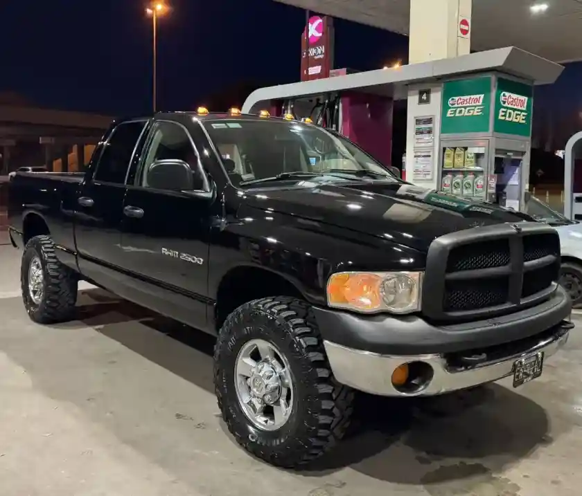 Dodge Ram 5.9 2500 I D/Cab 4X4 2005 - foto 1