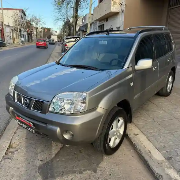 Nissan X-Trail 2.5 4X4 2007 - foto 1