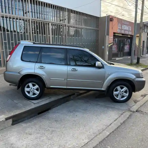 Nissan X-Trail 2.5 4X4 2007 - foto 4