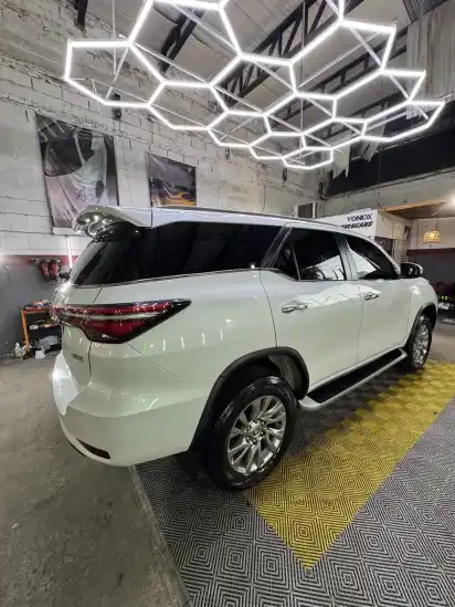 Toyota Sw4 2.8 Srx 204Cv 4X4 7As At 2023 - foto 5