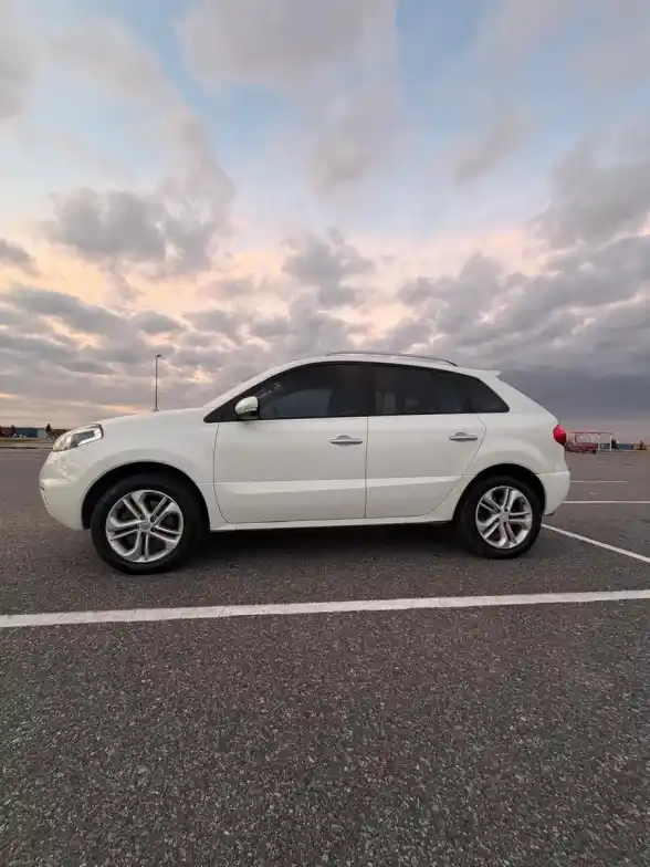 Renault Koleos 2.5 Privilege 4X4 Cvt 2012 - foto 4