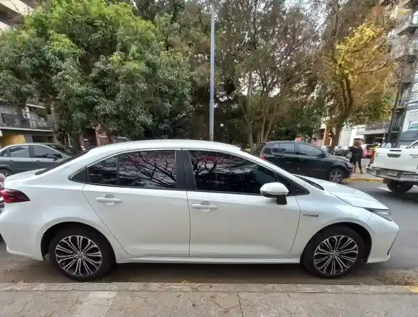 Toyota Corolla 1.8 Hev Seg Ecvt 2021 - foto 3