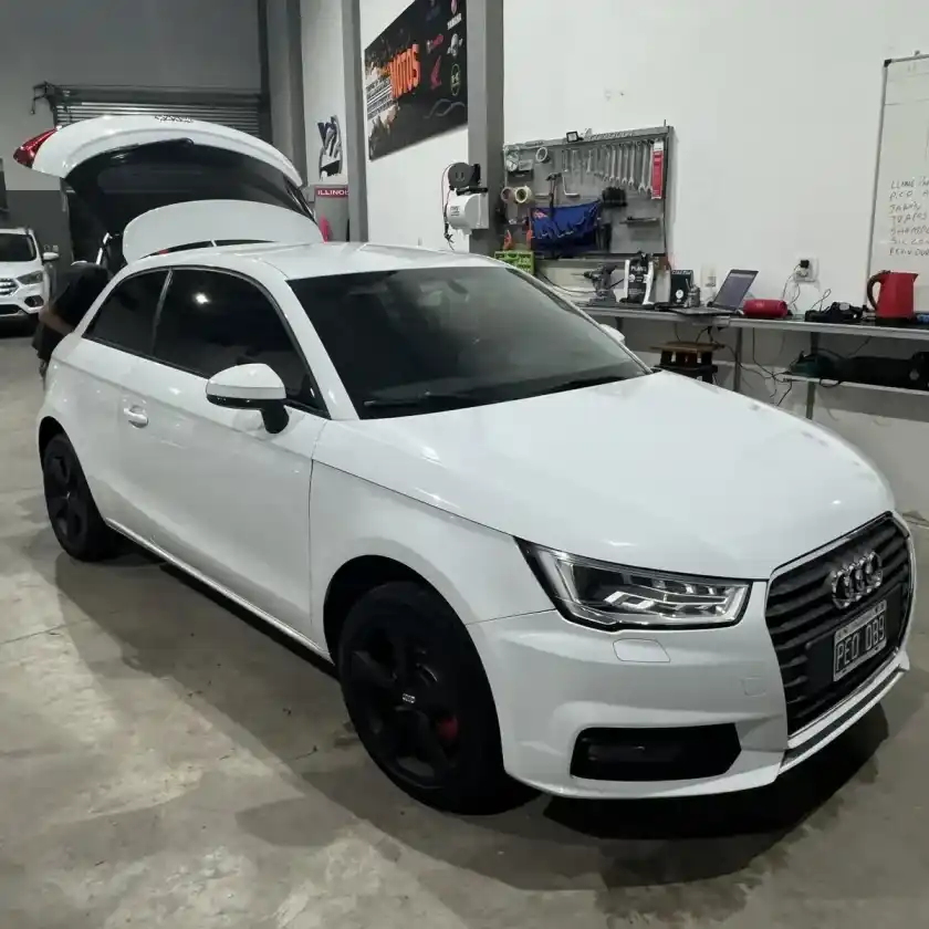 Audi A1 1.4 Ambition Tfsi 122Cv Stronic 3P 2015 - foto 3