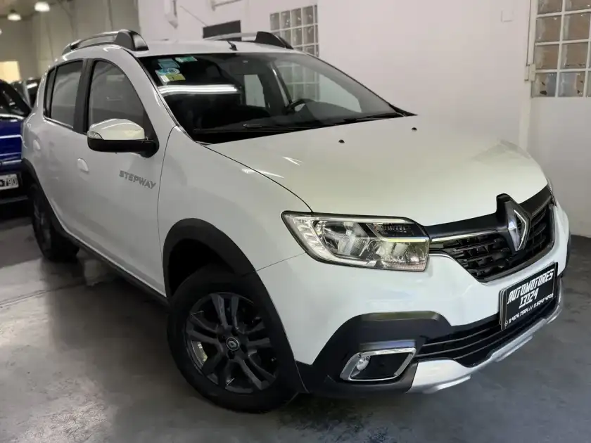 Renault Sandero Stepway 1.6 16V Intense 2022 - foto 2