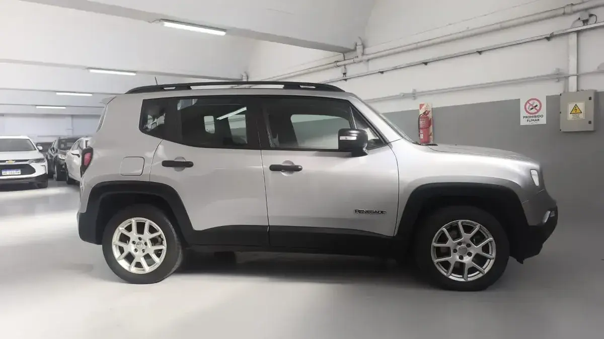 Jeep Renegade 1.8 Sport At 2021 - foto 3