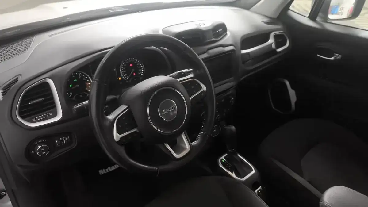 Jeep Renegade 1.8 Sport At 2021 - foto 4