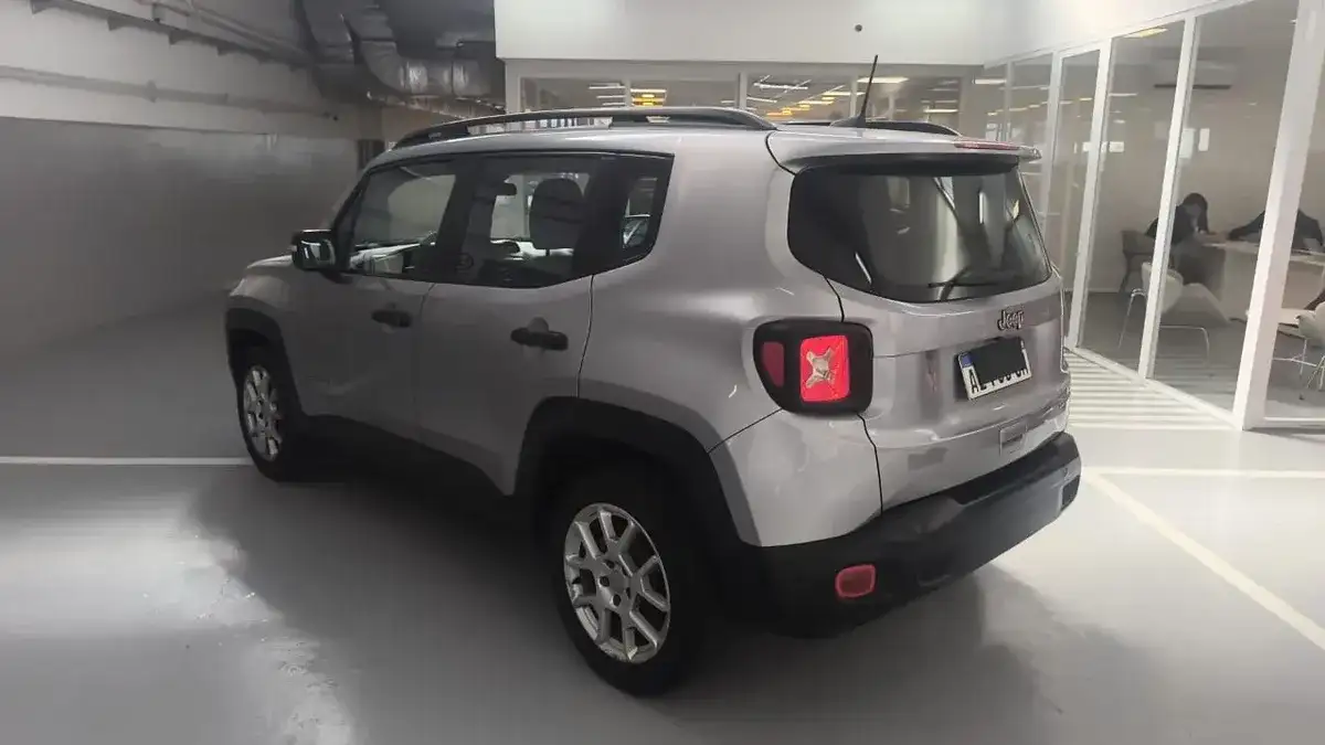 Jeep Renegade 1.8 Sport At 2021 - foto 5