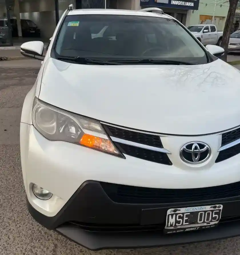 Toyota RAV4 2013 - foto 1