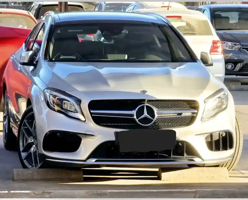 Mercedes-Benz Clase GLA 2018 - foto 1