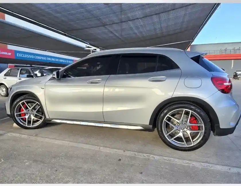 Mercedes-Benz Clase Gla 2.0 Gla45 Amg 381Cv 2018 - foto 2
