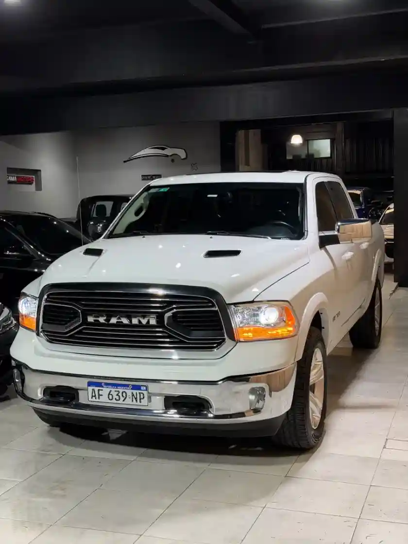 Ram 1500 5.7 Laramie Atx V8 2022 - foto 1