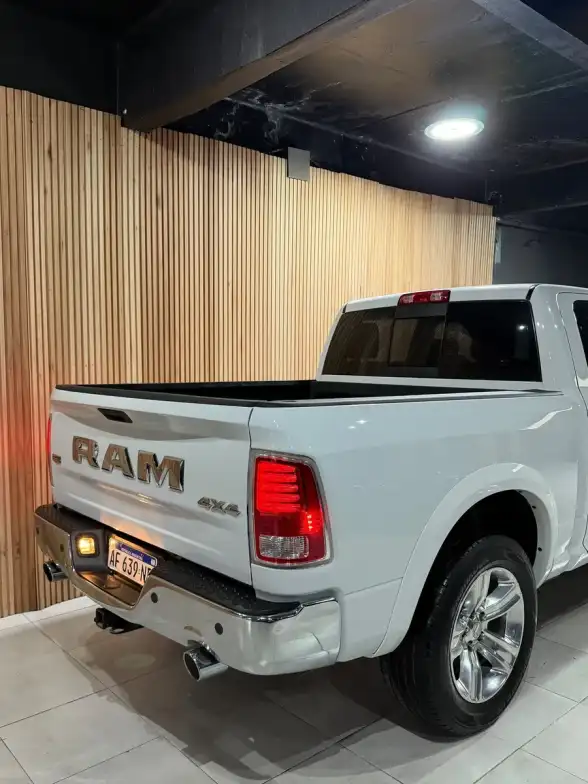 Ram 1500 5.7 Laramie Atx V8 2022 - foto 5
