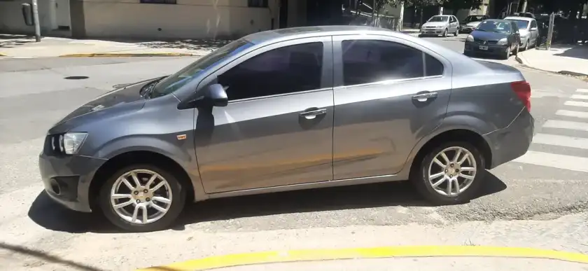 Chevrolet Sonic 1.6 Lt Mx 4 P 2014 - foto 2