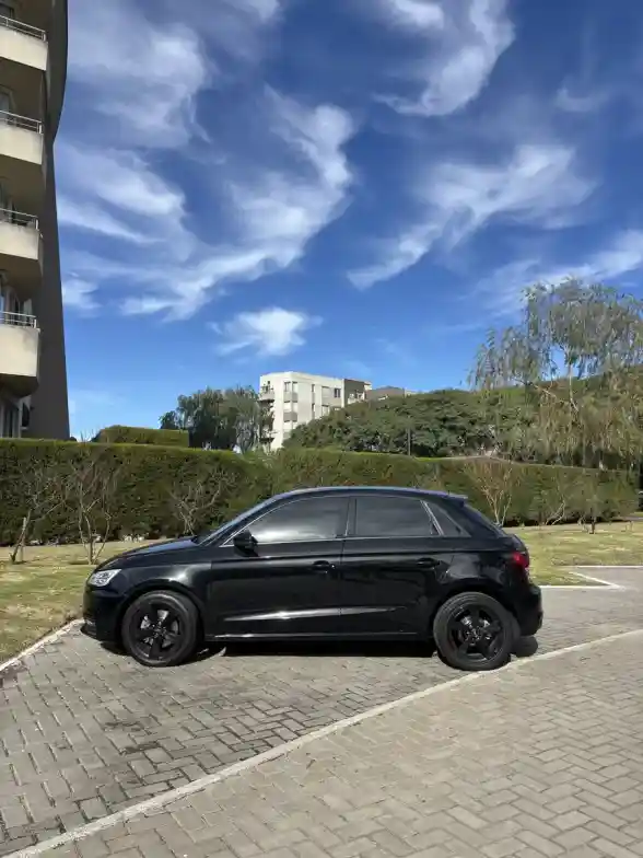 Audi A1 Sportback 1.4 Tfsi Stronic 125Cv 2018 - foto 2