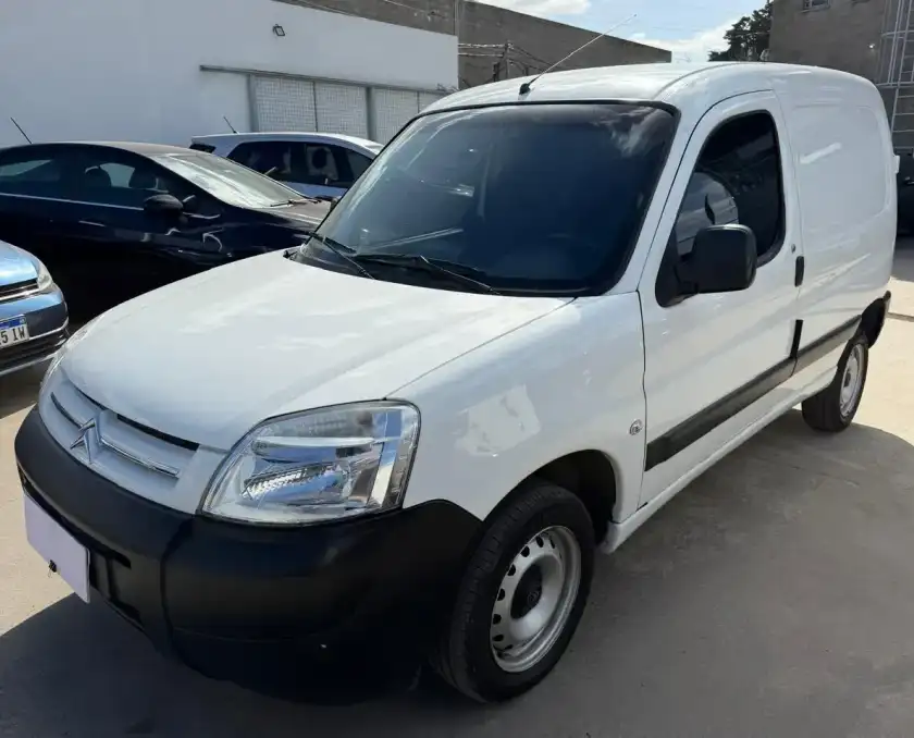 Citroën Berlingo Furgon 1.6 Hdi 92 Bussines 2021 - foto 1