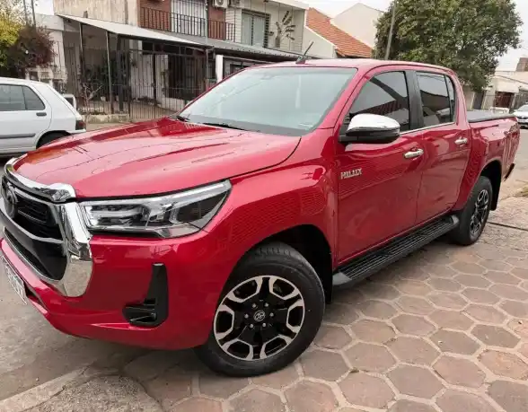 Toyota Hilux Pick-Up 2.8 Cd Srx 177Cv 4X4 At 2021 - foto 1