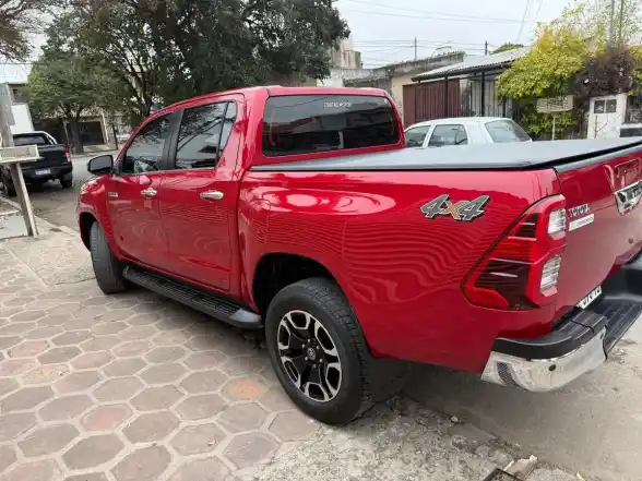 Toyota Hilux Pick-Up 2.8 Cd Srx 177Cv 4X4 At 2021 - foto 4