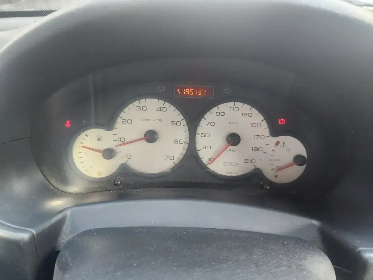 Citroën Berlingo Furgon 1.6 Bussines Hdi 92Cv Am54 2017 - foto 2