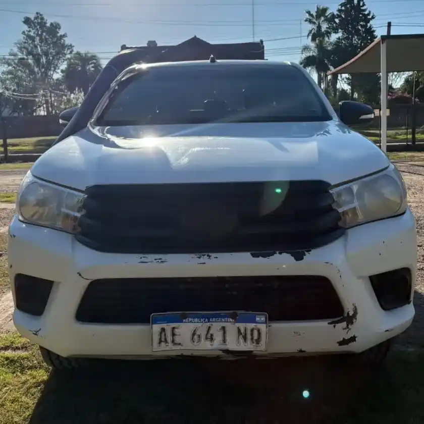 Toyota Hilux 2.4 Cd Dx 150Cv 4X4 2021 - foto 5