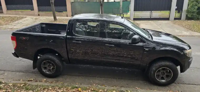 Ford Ranger 3.2 Cd 4X4 Xls Tdci 200Cv 2015 - foto 2