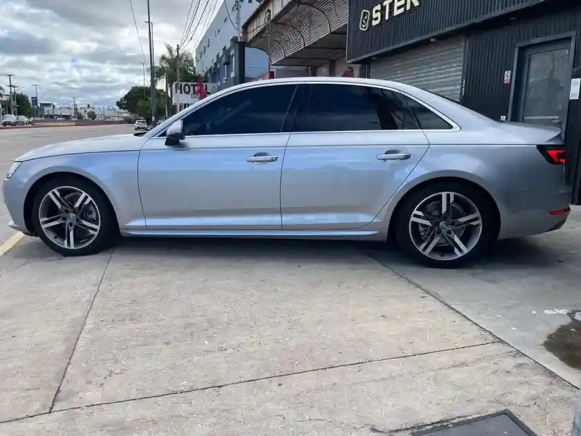 Audi A4 2.0 Tfsi Stronic 190Cv 2017 - foto 3