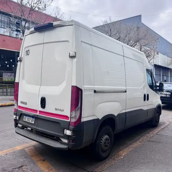 Iveco Daily 3.0 S13 Furgon H2 City 10.2 2021 - foto 3
