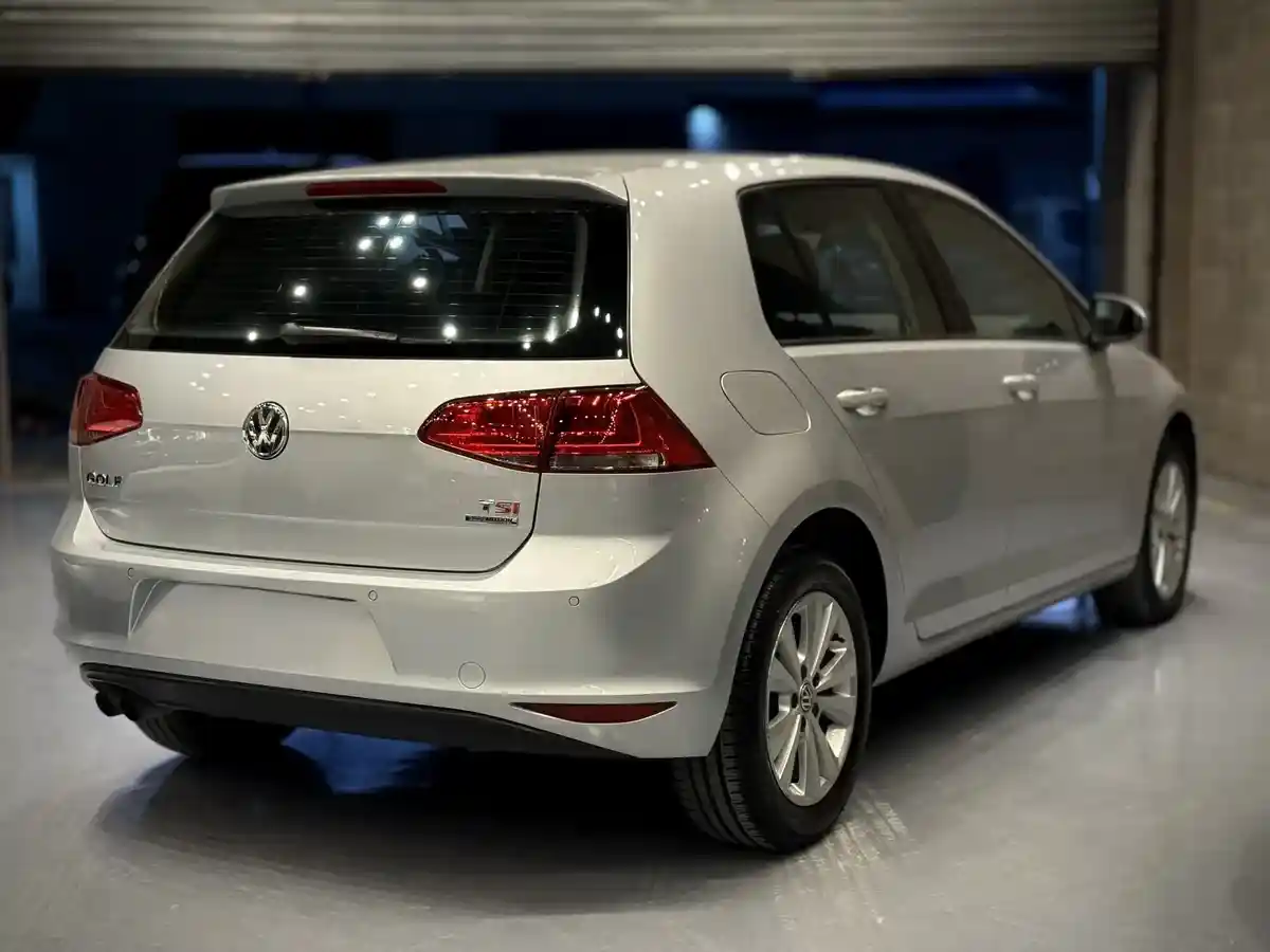 Volkswagen Golf 1.4 Comfortline Tsi Dsg 2017 - foto 3
