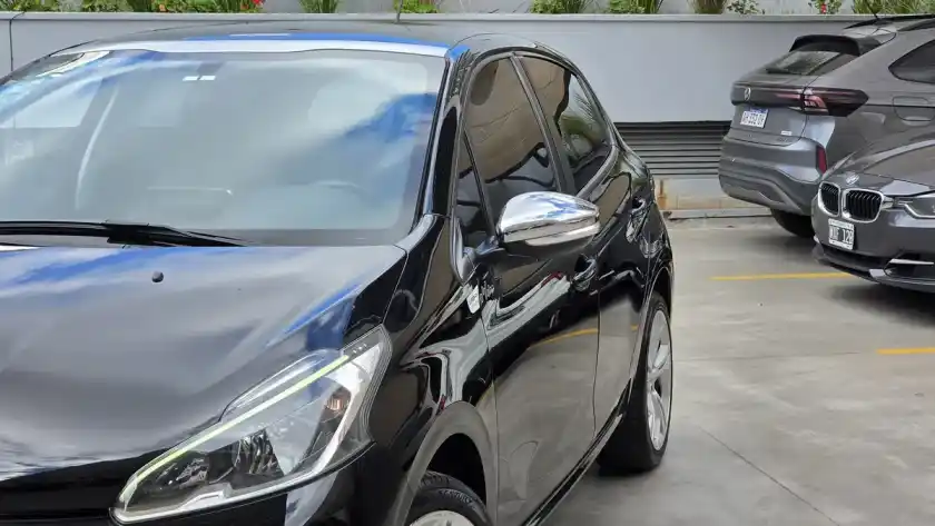 Peugeot 208 1.6 Urban Tech 2019 - foto 2