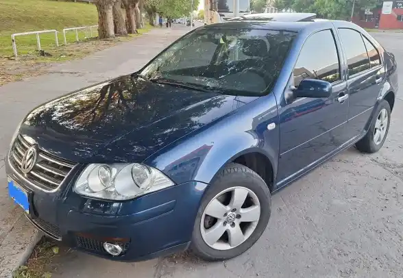 Volkswagen Bora 2.0 Trendline 115Cv 2012 - foto 1