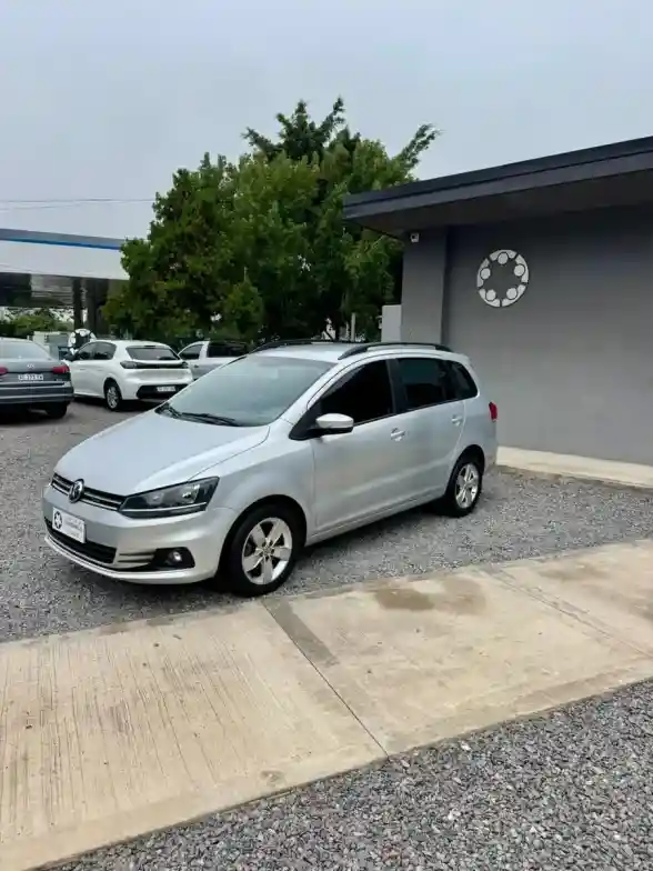 Volkswagen Suran 1.6 Trendline 2017 - foto 2