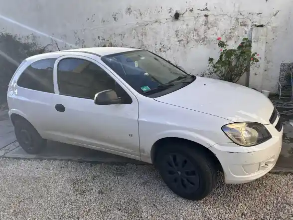 Chevrolet Celta 1.4 Lt Aa+Dir 2013 - foto 3