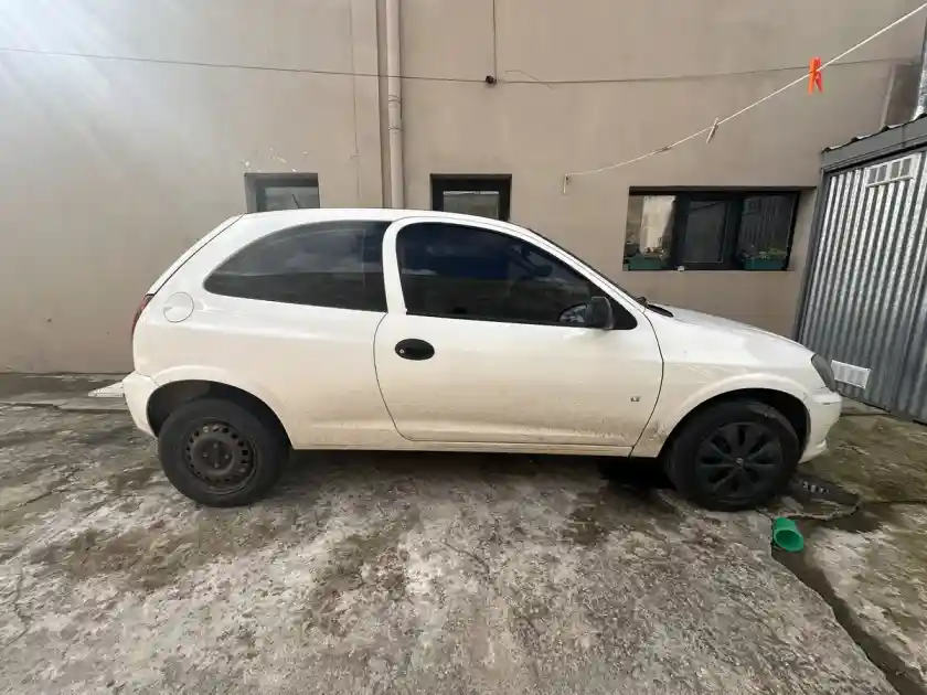 Chevrolet Celta 1.4 Lt Aa+Dir 2013 - foto 5