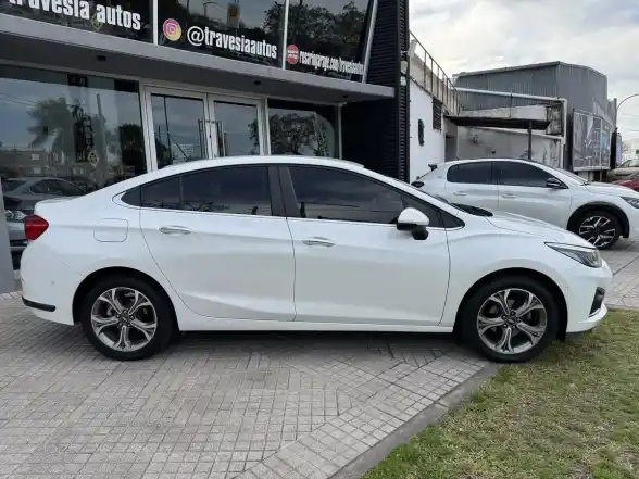 Chevrolet Cruze Ii 1.4 Premier At Sedan 2021 - foto 4