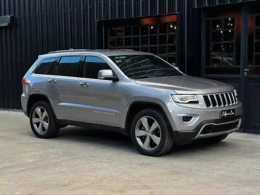 Jeep Grand Cherokee 3.6 Limited 286Hp Atx 2016 - foto 3