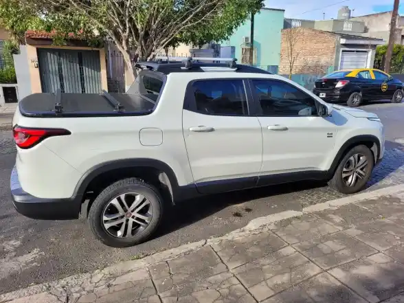 Fiat Toro 2.0 Freedom 4X4 2017 - foto 5