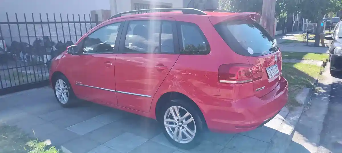 Volkswagen Suran 1.6 Highline Msi 110Cv 2017 - foto 4