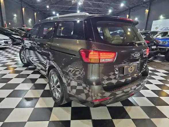 Kia Carnival 2.2 Crdi 2016 - foto 5